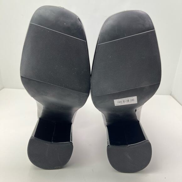 Torrid Stretch Black Patent Faux Leather WIDE Ankle Boots - Picture 8 of 10